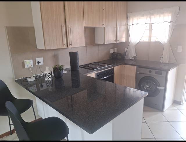 2 BEDROOM APARTMENT FOR SALE IN SAGEWOOD